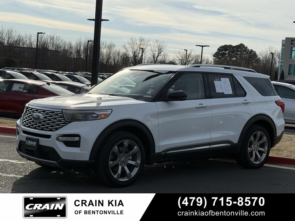 2020 Ford Explorer Platinum - 4WD / PANORAMIC SUNROOF / CLEAN CARFAX