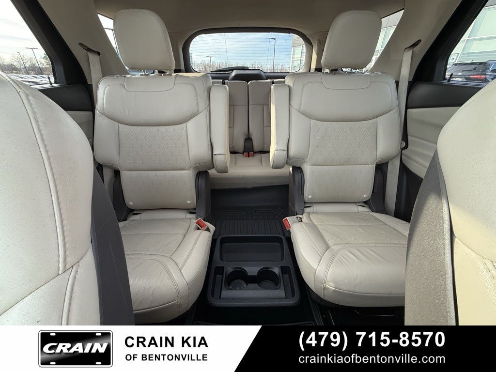 2020 Ford Explorer Platinum - 4WD / PANORAMIC SUNROOF / CLEAN CARFAX