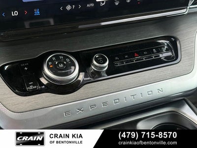 2025 Ford Expedition Platinum - 4WD / PANORAMIC SUNROOF / ONE OWNER