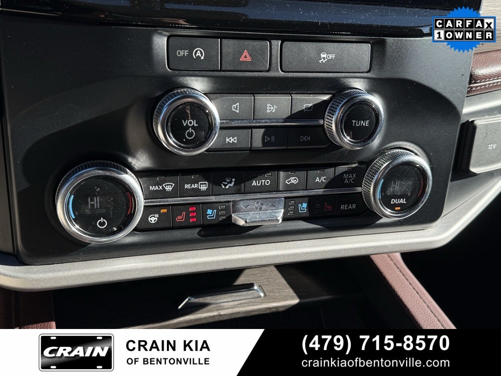 2024 Ford Expedition Limited - 4WD / PANORAMIC SUNROOF / CLEAN CARFAX / 1 OWNER