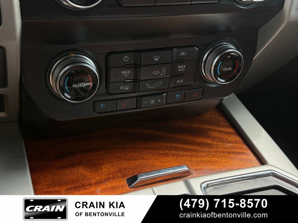 2019 Ford F-150 King Ranch - 4WD / LIFTED! / CLEAN CARFAX