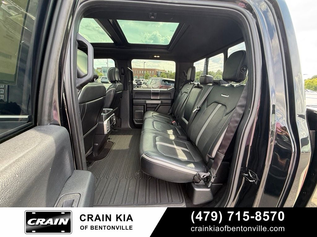 2018 Ford F-150 Platinum - 4WD / PANORAMIC SUNROOF
