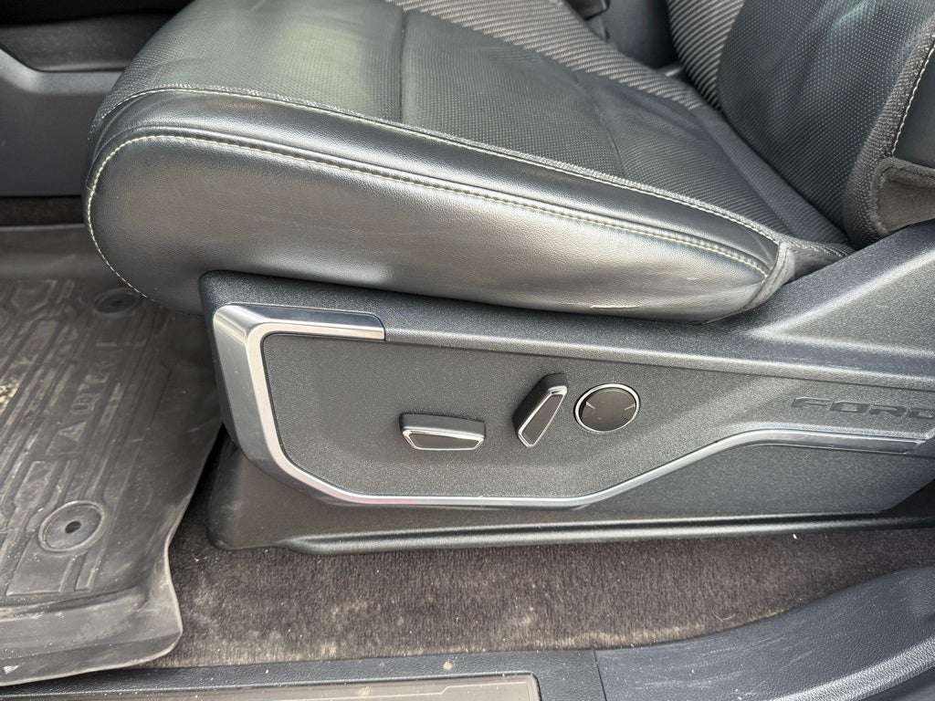 2022 Ford F-150 Raptor - 4WD / CLEAN CARFAX