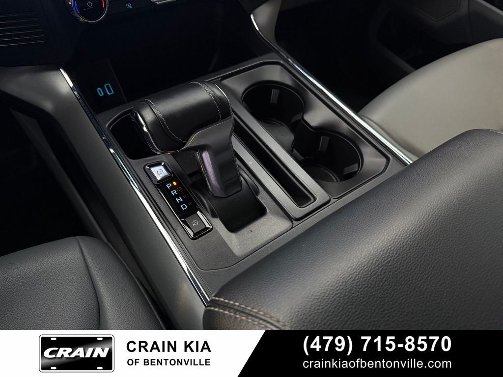 2022 Ford F-150 Lightning Pro - AWD / CLEAN CARFAX / ONE OWNER