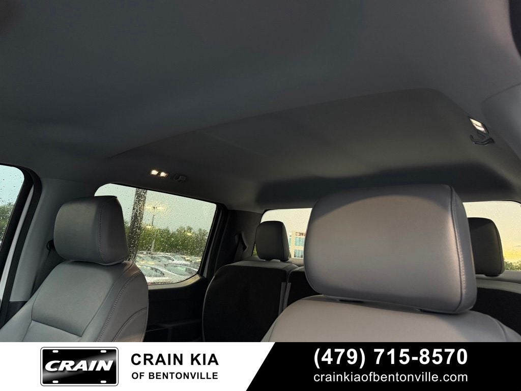 2022 Ford F-150 Lightning Pro - AWD / CLEAN CARFAX / ONE OWNER