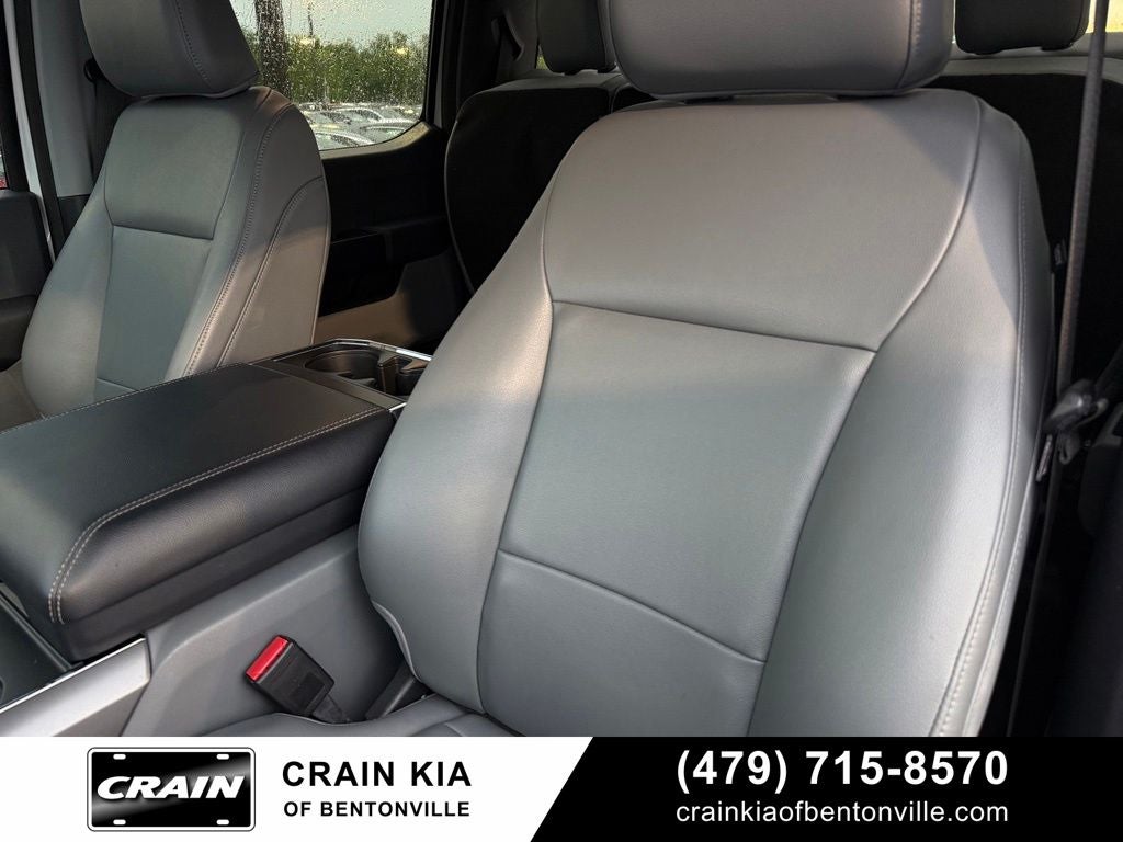 2022 Ford F-150 Lightning Pro - AWD / CLEAN CARFAX / ONE OWNER