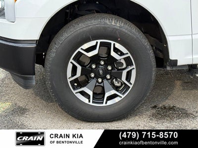 2022 Ford F-150 Lightning Pro - AWD / CLEAN CARFAX / ONE OWNER