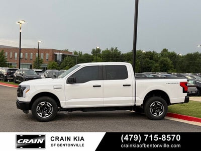 2022 Ford F-150 Lightning Pro - AWD / CLEAN CARFAX / ONE OWNER
