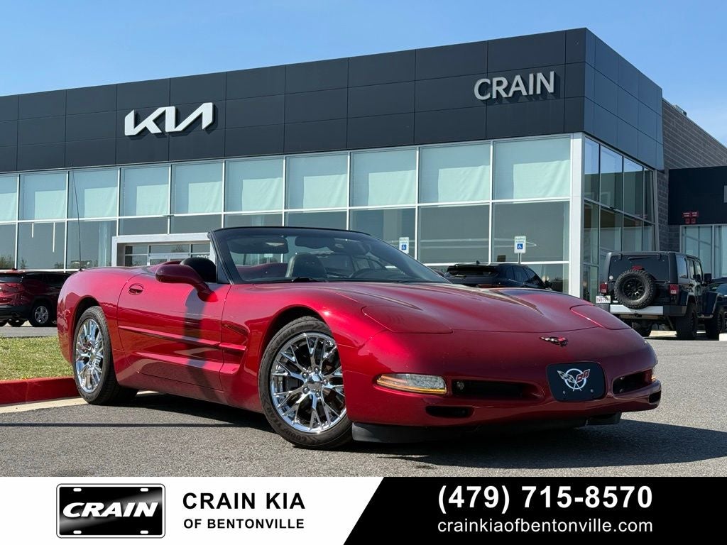 2004 Chevrolet Corvette Base - CLEAN CARFAX HISTORY