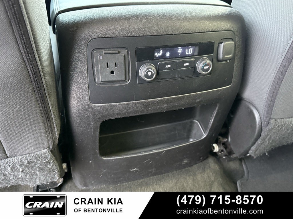 2016 GMC Yukon XL SLE