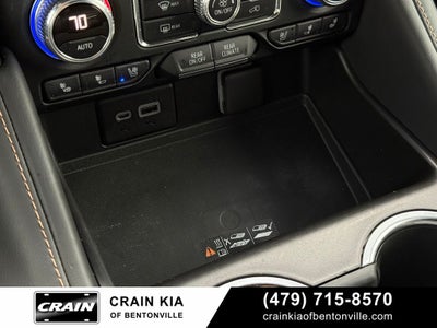 2022 GMC Yukon AT4 - 4WD / PANORAMIC SUNROOF / CLEAN CARFAX