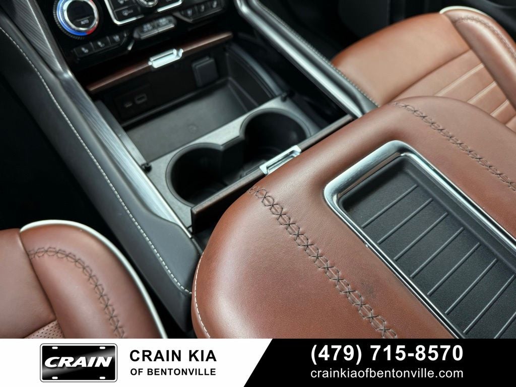 2023 GMC Yukon Denali Ultimate - 4WD / $95,545 MSRP / PANO ROOF / DVD