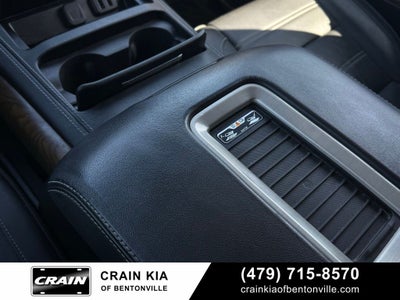 2018 GMC Yukon XL Denali Ultimate - 4WD / SUNROOF / CLEAN CARFAX