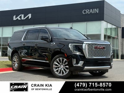 2022 GMC Yukon XL Denali - 4WD / CLEAN CARFAX