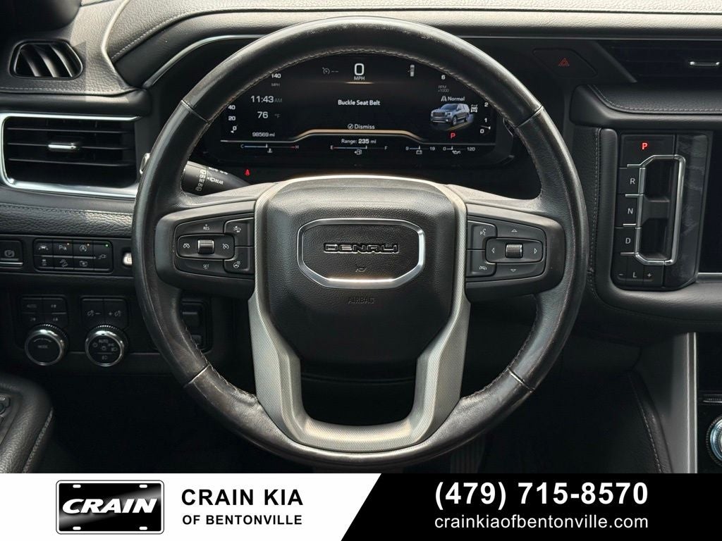 2022 GMC Yukon XL Denali - 4WD / CLEAN CARFAX