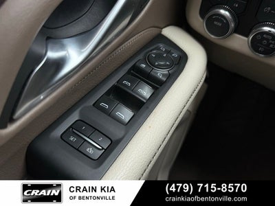 2022 GMC Yukon XL Denali - 4WD / CLEAN CARFAX / ONE OWNER