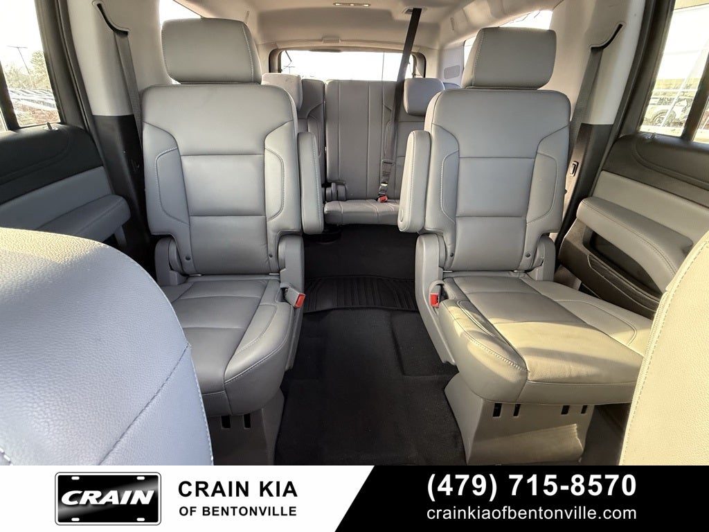 2019 Chevrolet Suburban LT - 4WD / SUNROOF / CLEAN CARFAX