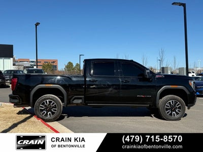 2022 GMC Sierra 2500HD AT4 - 4WD / SUNROOF / CLEAN CARFAX