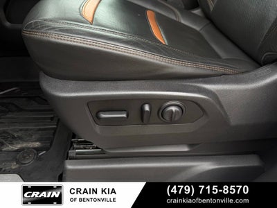 2019 GMC Sierra 1500 AT4 - 4WD / AT4 PREMIUM / CLEAN CARFAX