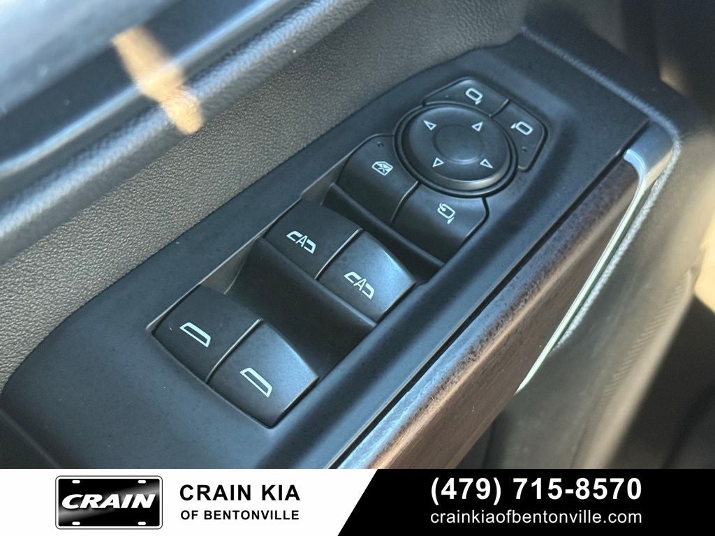 2020 GMC Sierra 1500 SLT - 4WD / CLEAN CARFAX