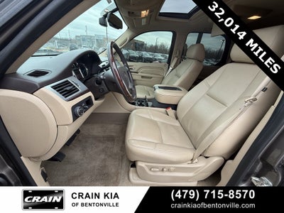 2014 Cadillac Escalade Premium - AWD / CLEAN CARFAX / VERY LOW MILES!