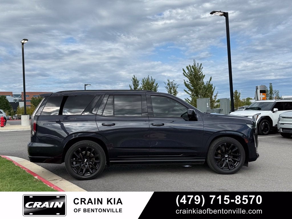 2023 Cadillac Escalade Sport Platinum Onyx - 4WD / PANORAMIC SUNROOF / CLEAN CARFAX