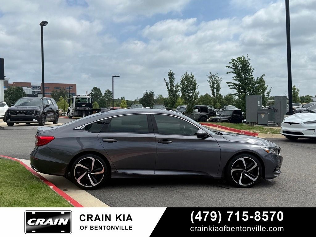 2019 Honda Accord Sport 2.0T - CLEAN CARFAX