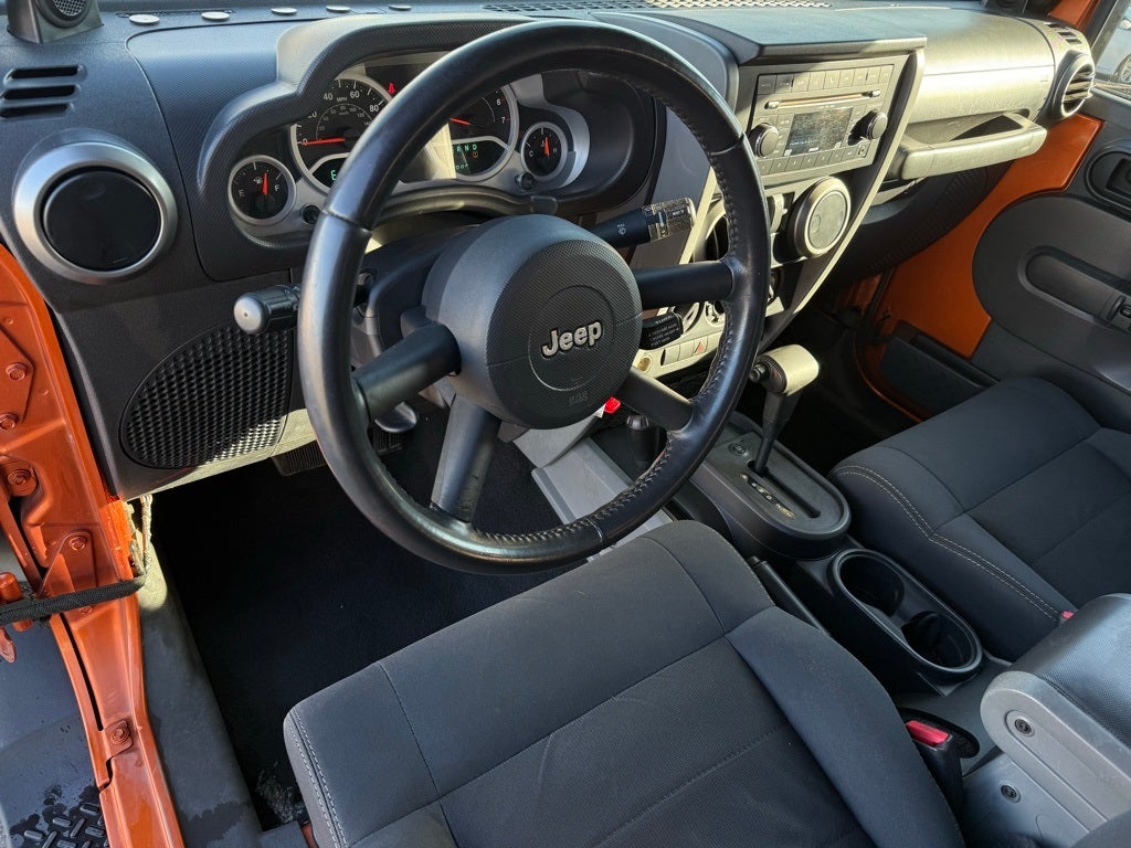 2010 Jeep Wrangler Sport - 4WD / CLEAN CARFAX