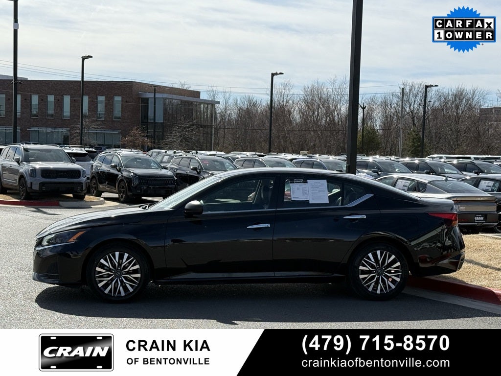 2024 Nissan Altima 2.5 SV - CLEAN CARFAX / ONE OWNER