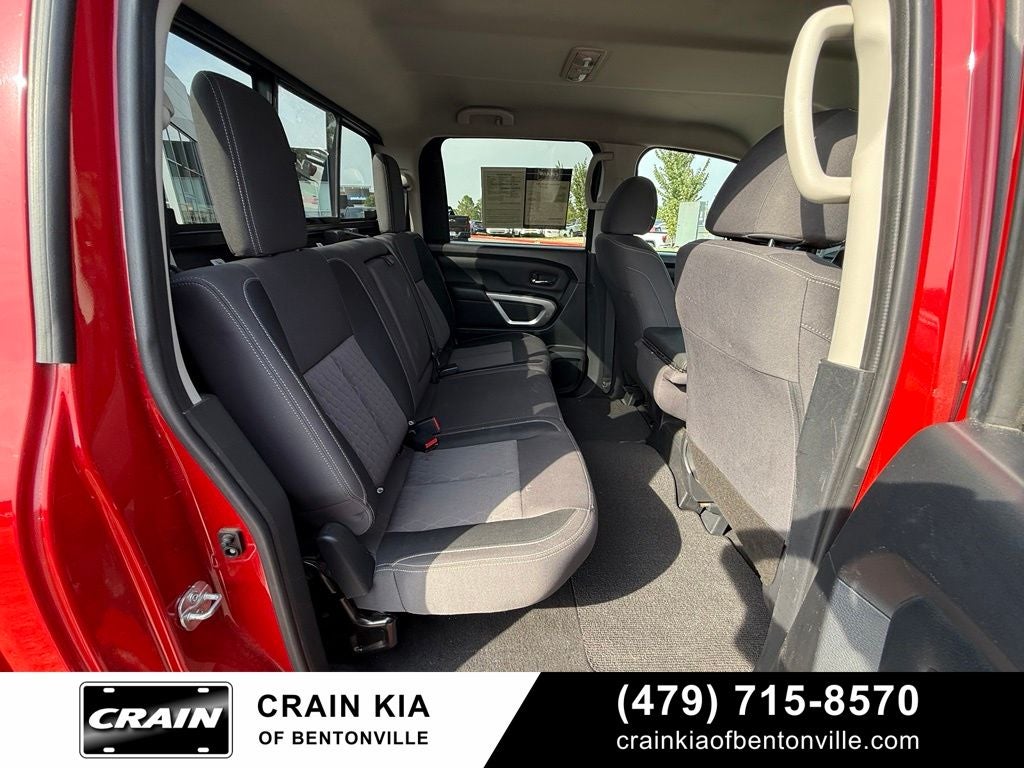 2022 Nissan Titan SV - 4WD