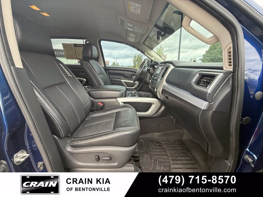 2017 Nissan Titan XD PRO-4X - 4WD / CLEAN CARFAX