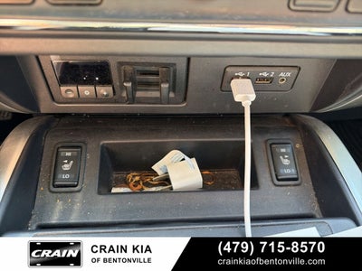 2019 Nissan Titan XD SV - 4WD / CLEAN CARFAX / ONE OWNER