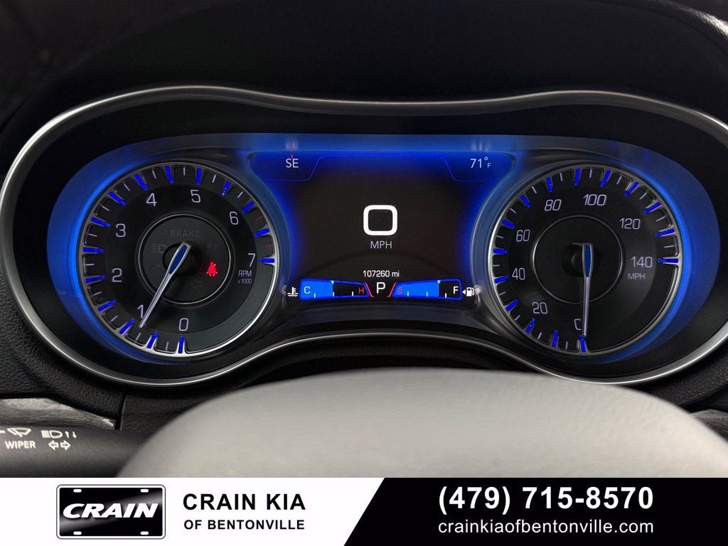 2022 Chrysler 300 Touring - CLEAN CARFAX / ONE OWNER