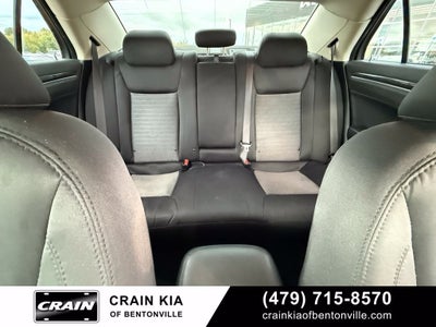 2022 Chrysler 300 Touring - CLEAN CARFAX / ONE OWNER