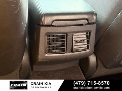 2013 Dodge Challenger SXT - CLEAN CARFAX HISTORY