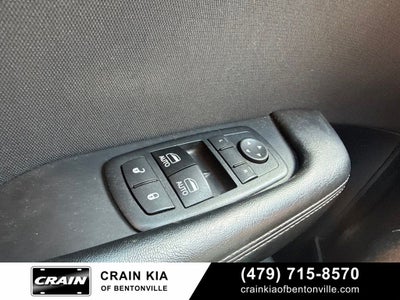 2017 Dodge Challenger R/T - CLEAN CARFAX / SUNROOF