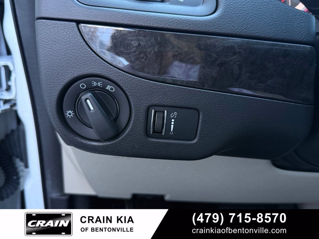 2014 Dodge Grand Caravan SXT - DVD / CAPTAIN'S CHAIRS