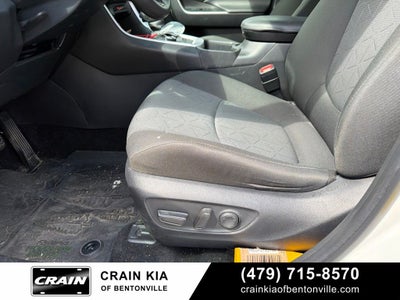 2024 Toyota RAV4 Hybrid Woodland Edition - AWD / CLEAN CARFAX / ONE OWNER