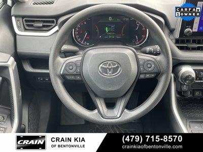 2024 Toyota RAV4 XLE - CLEAN CARFAX / ONE OWNER
