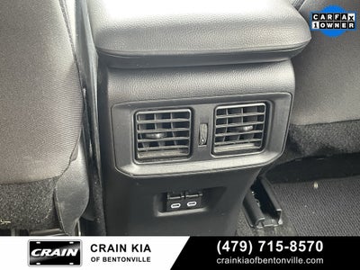 2024 Toyota RAV4 XLE - CLEAN CARFAX / ONE OWNER