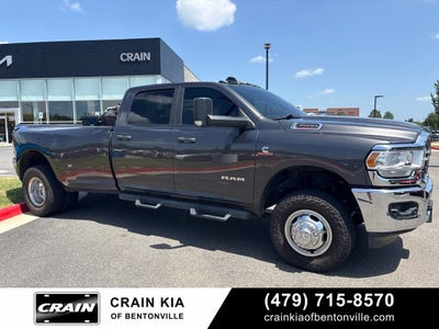 2022 RAM 3500 Big Horn - 4WD / CLEAN CARFAX