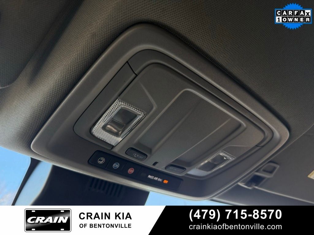 2022 Chevrolet Silverado 1500 Custom - 4WD / CLEAN CARFAX / ONE OWNER