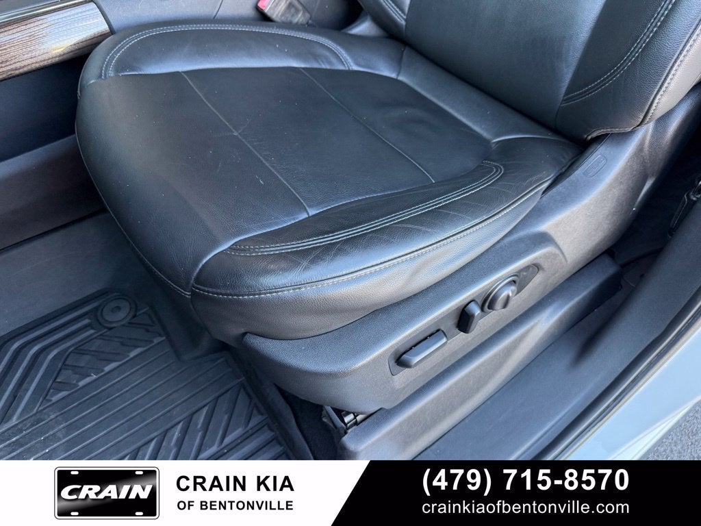 2020 Chevrolet Silverado 1500 LT Trail Boss - 4WD / CLEAN CARFAX / LEATHER