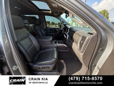 2020 GMC Sierra 1500 SLT - 4WD / CLEAN CARFAX