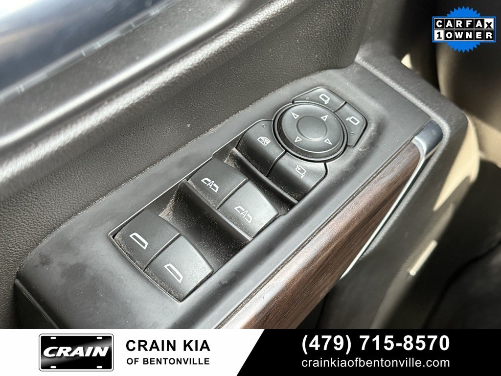 2021 GMC Sierra 1500 SLT - 4WD / CLEAN CARFAX / ONE OWNER