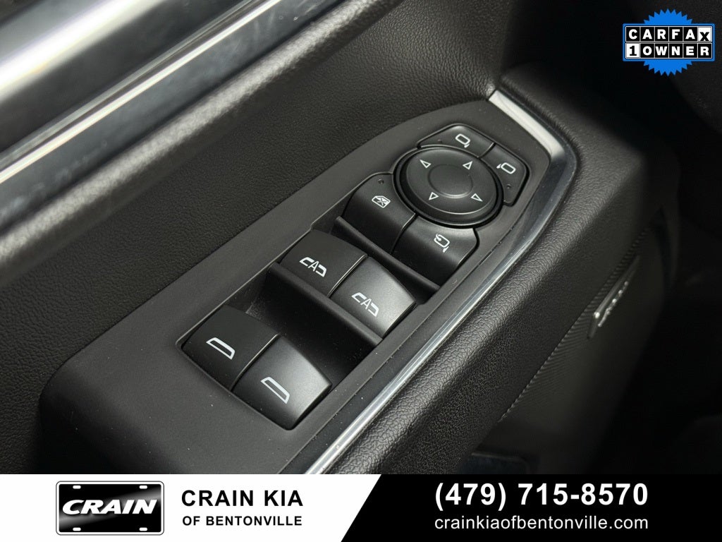 2023 GMC Sierra 1500 SLT - 4WD / CARFAX ONE OWNER