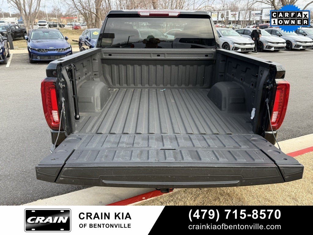 2023 GMC Sierra 1500 SLT - 4WD / CARFAX ONE OWNER