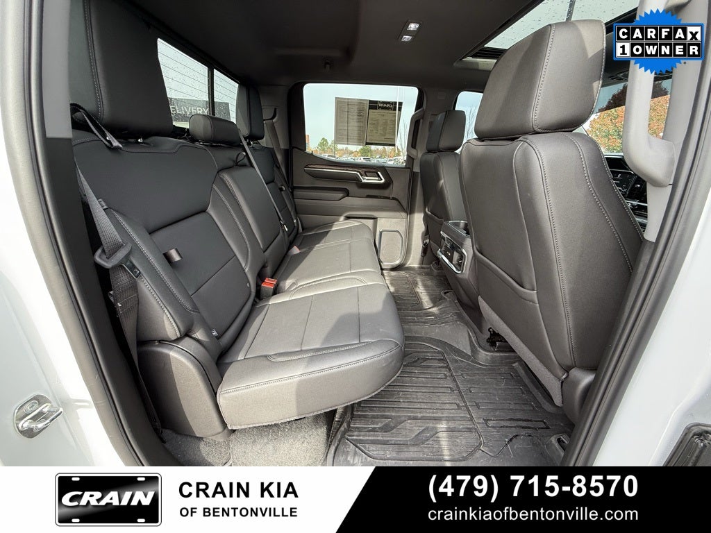 2024 GMC Sierra 1500 SLT - 4WD / SUNROOF / CLEAN CARFAX / ONE OWNER