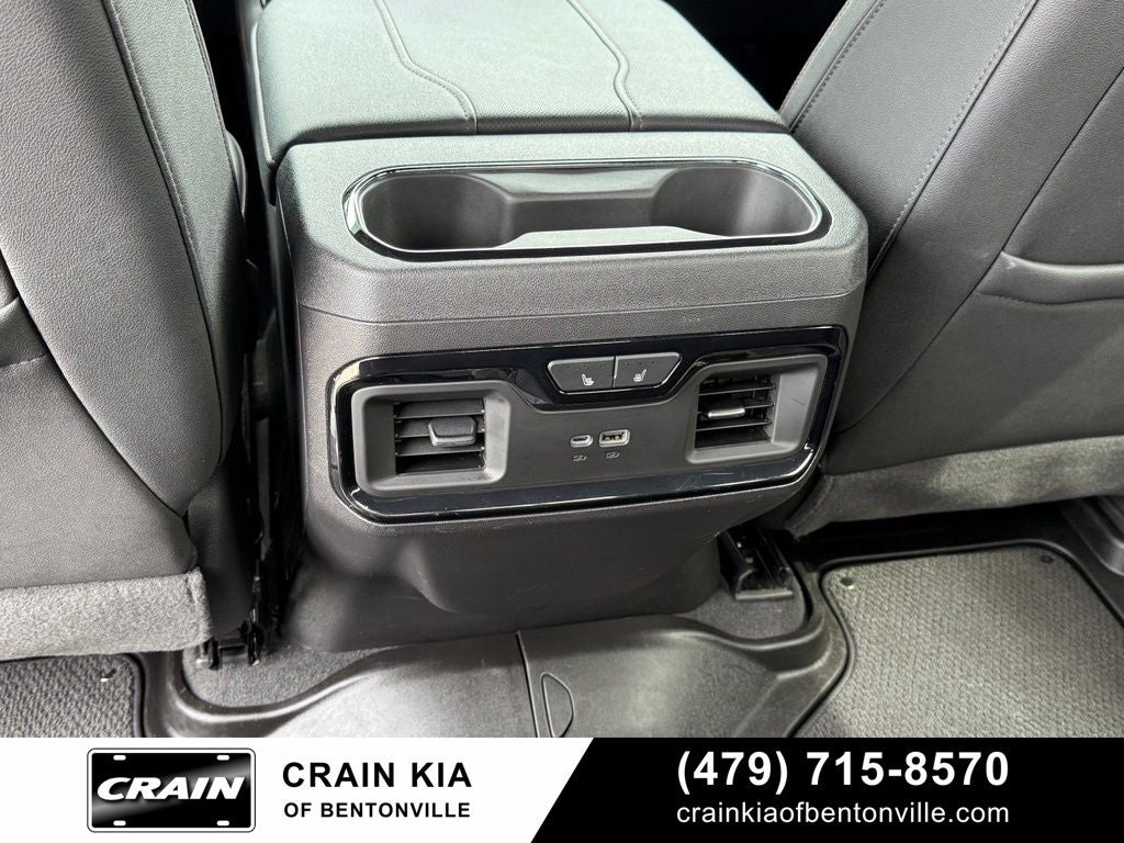 2024 GMC Sierra 1500 AT4 - 4WD / CLEAN CARFAX / ONE OWNER