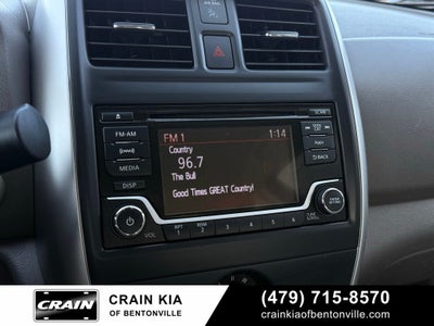 2015 Nissan Versa 1.6 SL - LOW MILES!